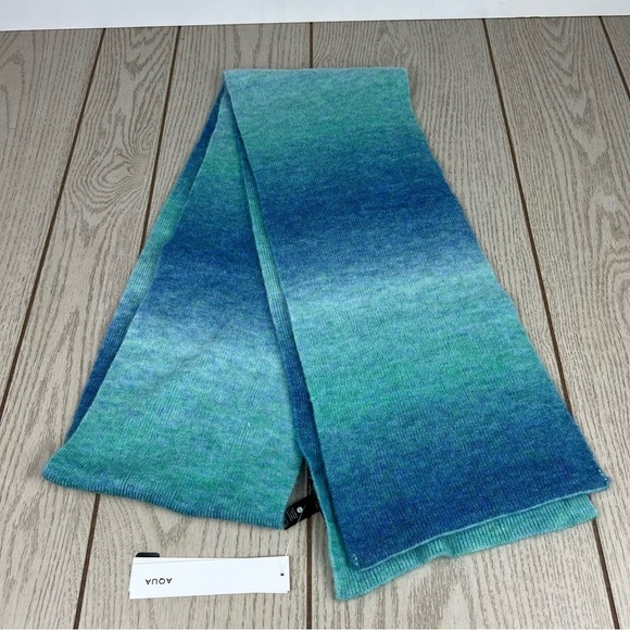 Aqua Space Dye Knit Scarf OS Blue $98  *Exclusive Bloomingdale's Design* - Picture 1 of 4